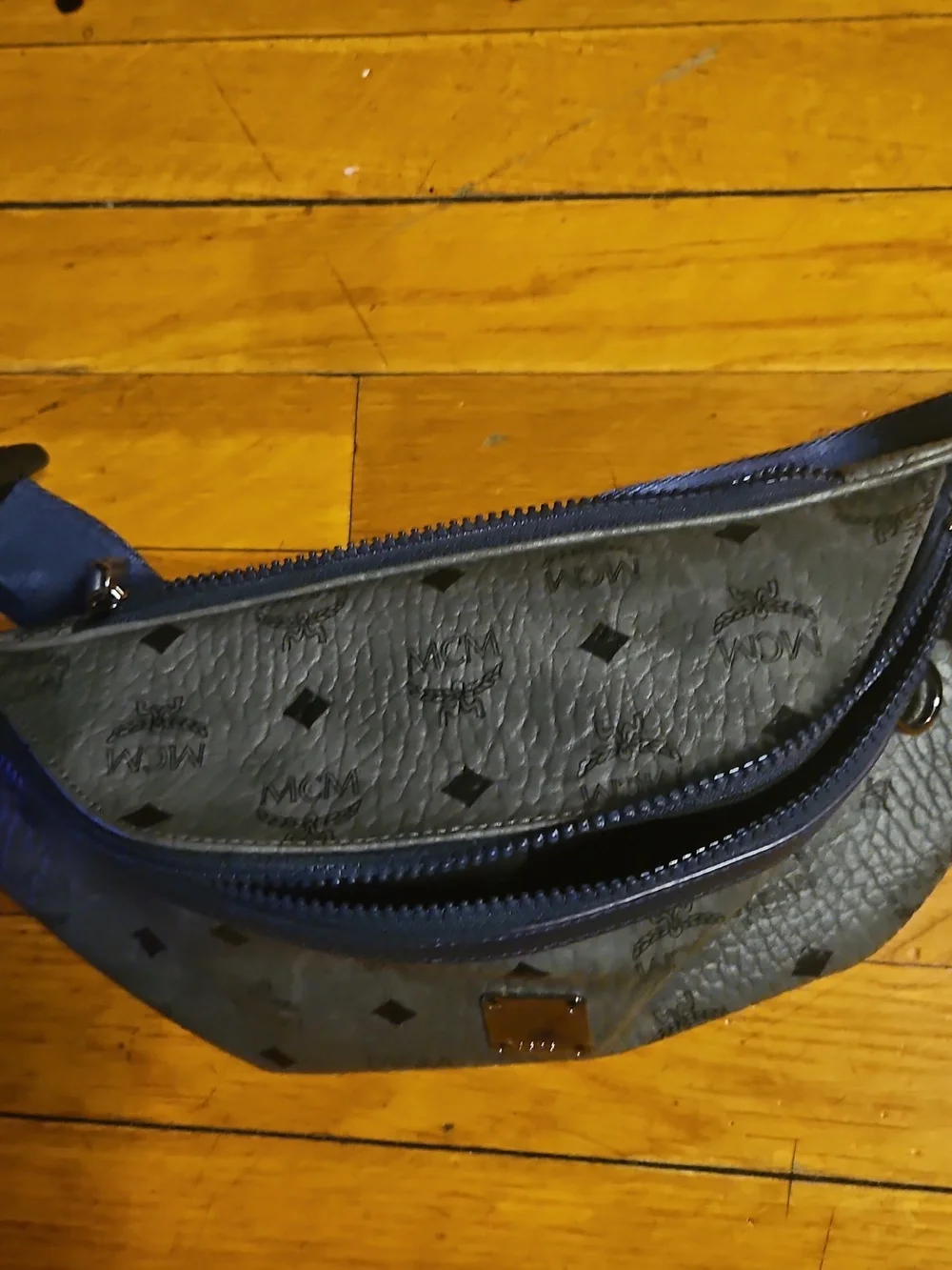 MCM Navy & Dark Grey Logo-Print Leather Belt Bag - Picture 7 of 9